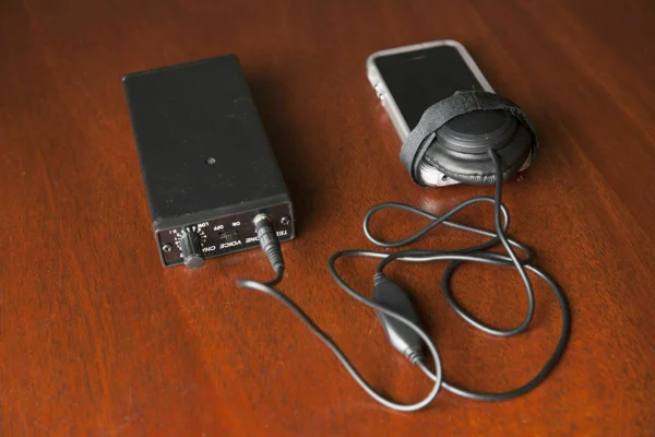 Telephone transformer on professional telephone voice changer camouflage earphon
