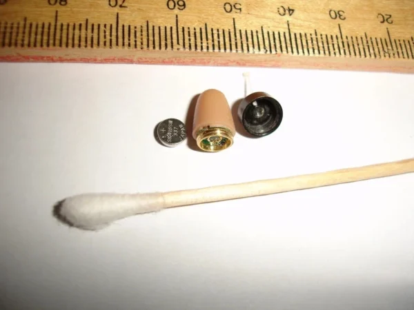 7 Wireless In-ear Spy Micro Earpiece Digital Nano Earbud 10 Pcs /Lot(can not work alone)