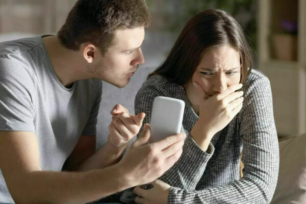 1080P HD WIFI IP Hidden Pinhole Spy Camera AC Wall Outlet Video Recorder Motion Activation